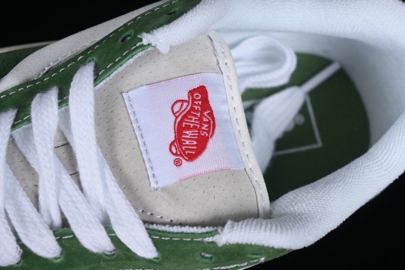Vans Classics Knu Skool Retro Sneakers with Enlarged Toe and Thickened Trim - VN0009QCKGR