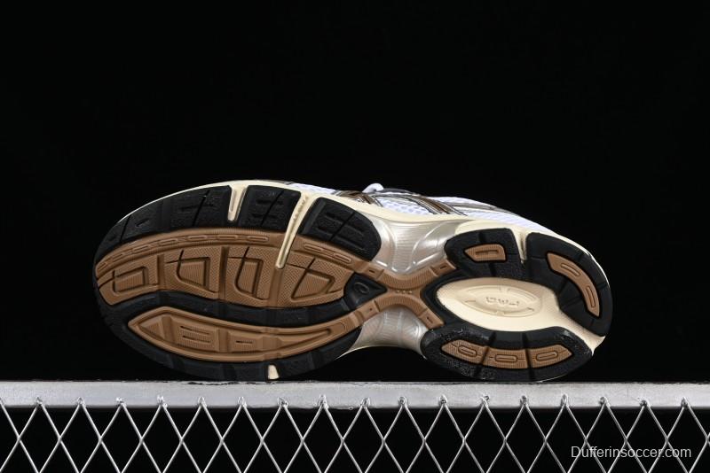 Asics Tiger GEL-1130 Low-Top Retro Running Shoes with GEL Cushioning and Durable Outsole - 1201A256-113