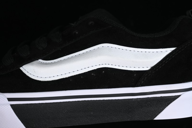 Vans Classics Knu Skool Retro Skate Shoes with Enlarged Toe and Thickened Tongue - VN0009QCWBL