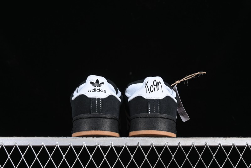 Adidas Originals Campus 00s Retro Casual Sneakers with Chunky Silhouette - IG0792