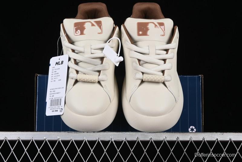 MLB Chunky Classic Base Heel Monogram Lightweight Platform Sneakers - 3ASXCBH4N43BGS