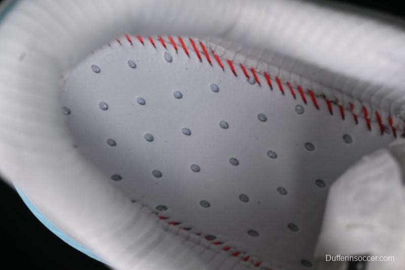 Hoka Mafate Three 2 Ultra-Lightweight Cushioned Trail Running Shoes - 1153931 WNN