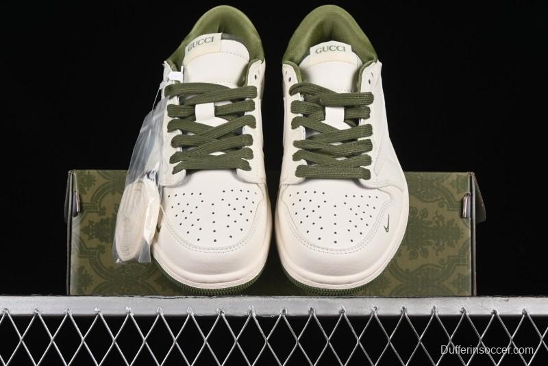 Nike Travis Scott x Fragment Design x Air Jordan 1 Low OG SP AJ1 Retro Sneakers in Off-White & Fresh Green - DM6688-606