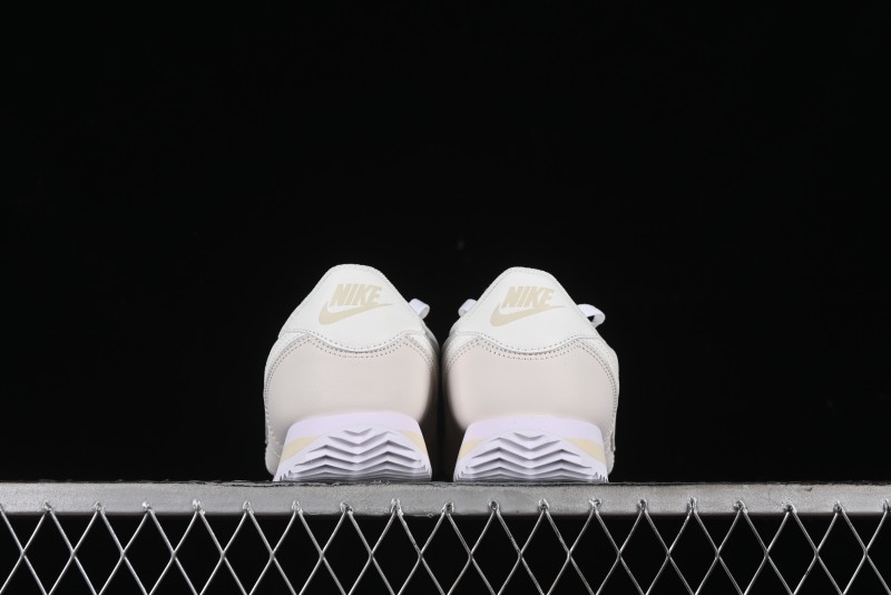 Nike Classic Cortez Leather Retro Running Shoes - DN1791-002