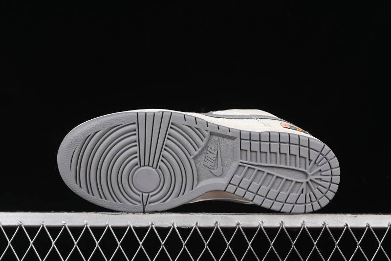 Nike SB Dunk Low Gucci Collaboration Anniversary High-End Custom Sneakers in Off-White & Dark Gray Swoosh - DQ1098-383