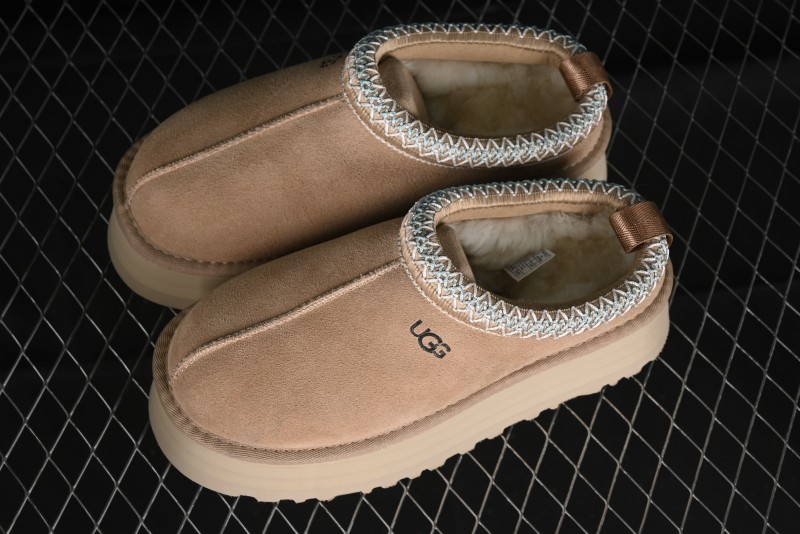 UGG Tazz 5cm Classic Platform Snow Boots with TREADLITE Outsole - 1122553
