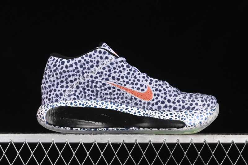 Nike Air Zoom G.T. Hustle 3 Basketball Shoes with Cushioning and Breathability - FV3425-900