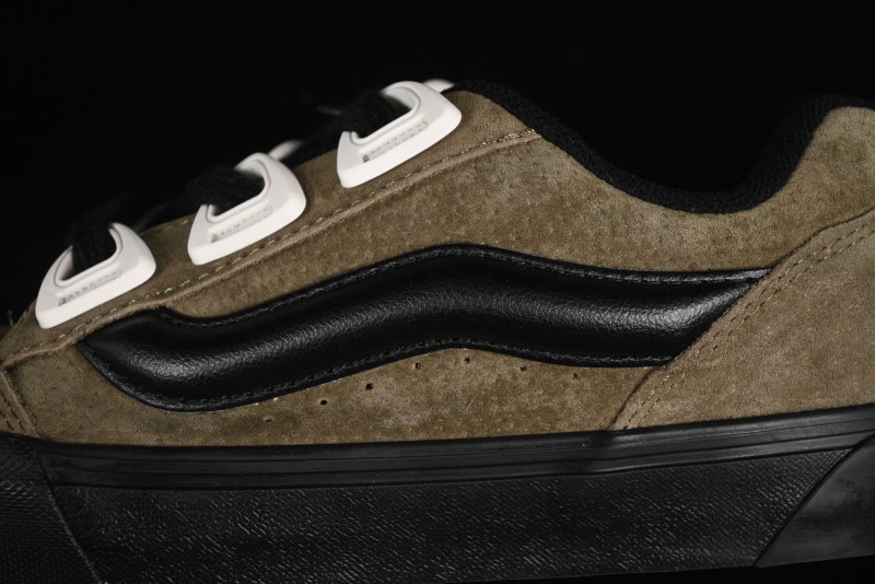 Vans Knu Skool DR Black Green New Series Chunky Sneakers - VN000CZU0BP