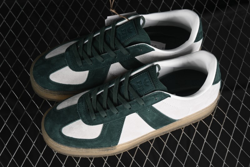 Adidas Kith x Clarks x Ad Originals 8th Street Samba Street Series Low-Top Retro Casual Sneakers - ID7288