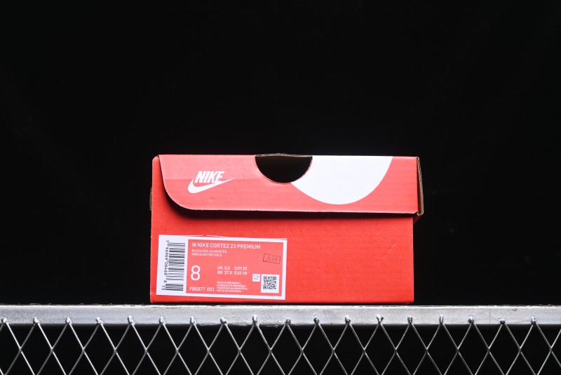 Nike Classic Cortez Leather Retro Running Shoes - FB6877-001