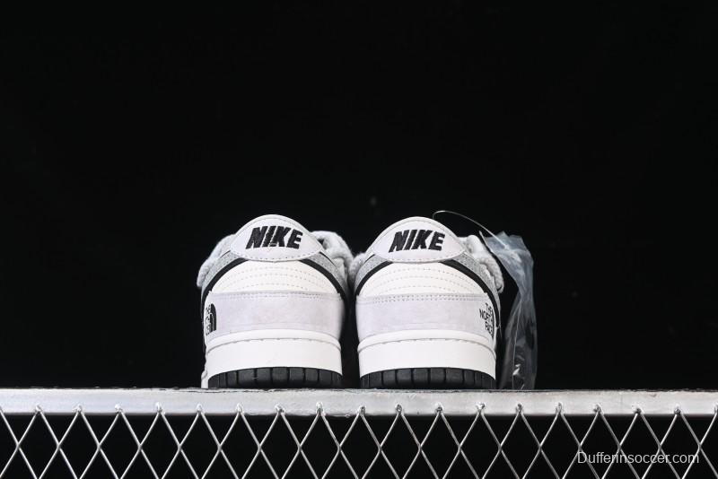 Nike SB Dunk Low The North Face x CDG Collaboration Anniversary Edition Customized Low-Top Skateboarding Shoes - XX3168-307