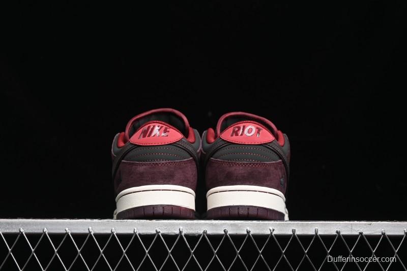 Nike SB Dunk Low Bordeaux Red Skate Shoes Collaboration with Riot Skateshop - FZ1289-200