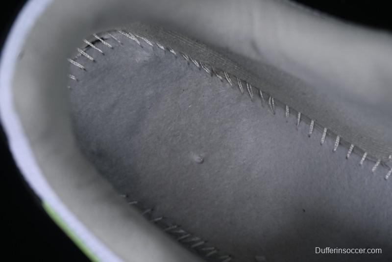 Nike Air Max 90 Retro Running Shoes with Air Cushion Technology - CZ1846-100