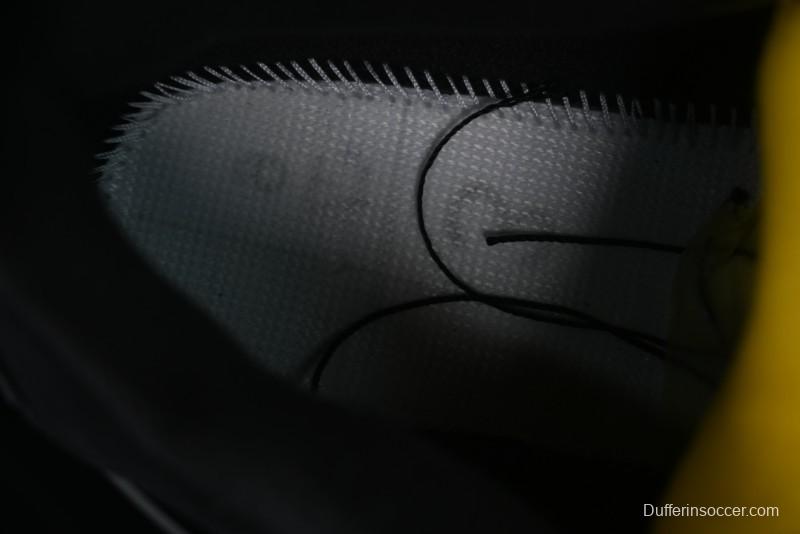 Nike Air Jordan 4 Retro Basketball Shoes Thunder - DH6927-017