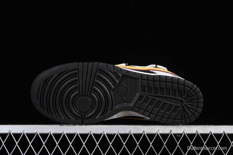 Nike SB Dunk Low Custom Collaboration Otomo Katsuhiro x Nike SB Dunk Low "Steamboy OST" - CT0856-101