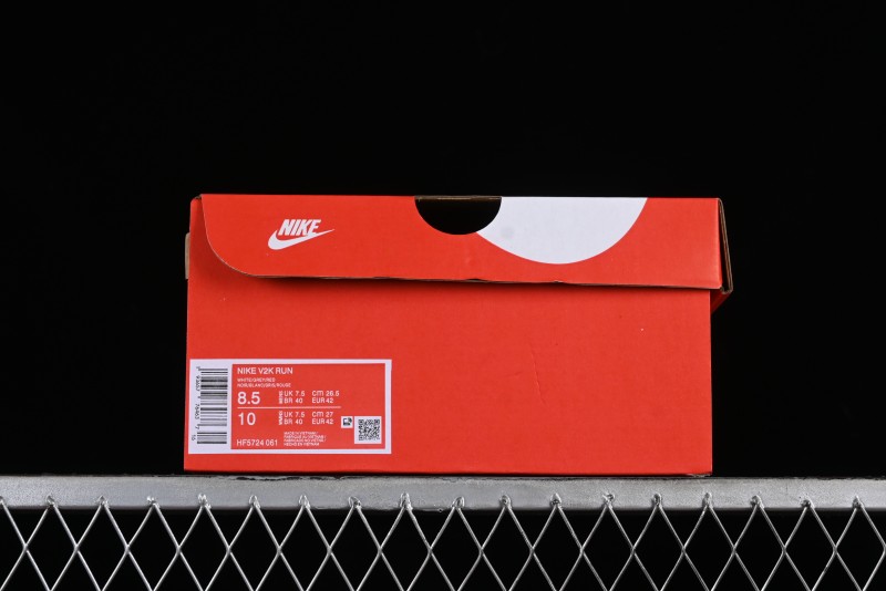 Nike Runtekk Run Retro Low-Top Running Shoes with Cushlon Foam and Anti-Slip Design - HF5724-061
