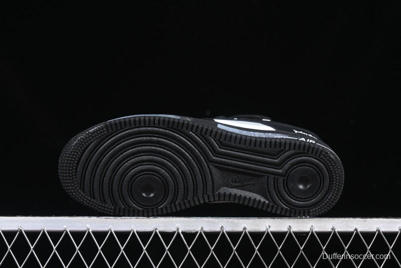 Nike Air Force 1 '07 Low Panda Smiley Low-Top Casual Sneakers - CV9879-542