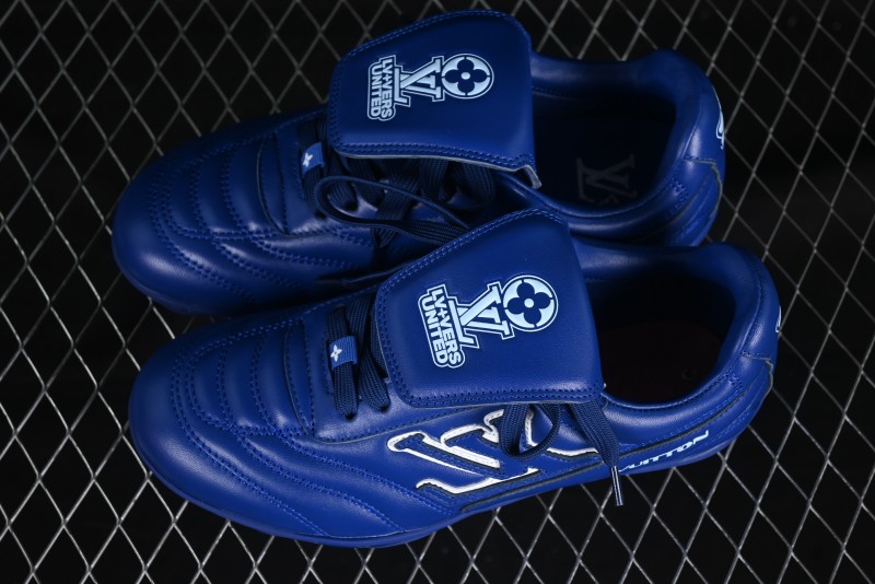 Louis Vuitton Footprint Soccer Low-Top Lifestyle Sneakers Blue - AJF6