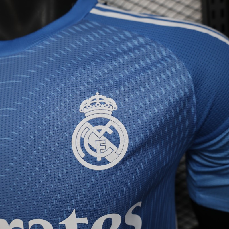 Player Version 25/26 Real Madrid Blue Goalkeeper Jersey