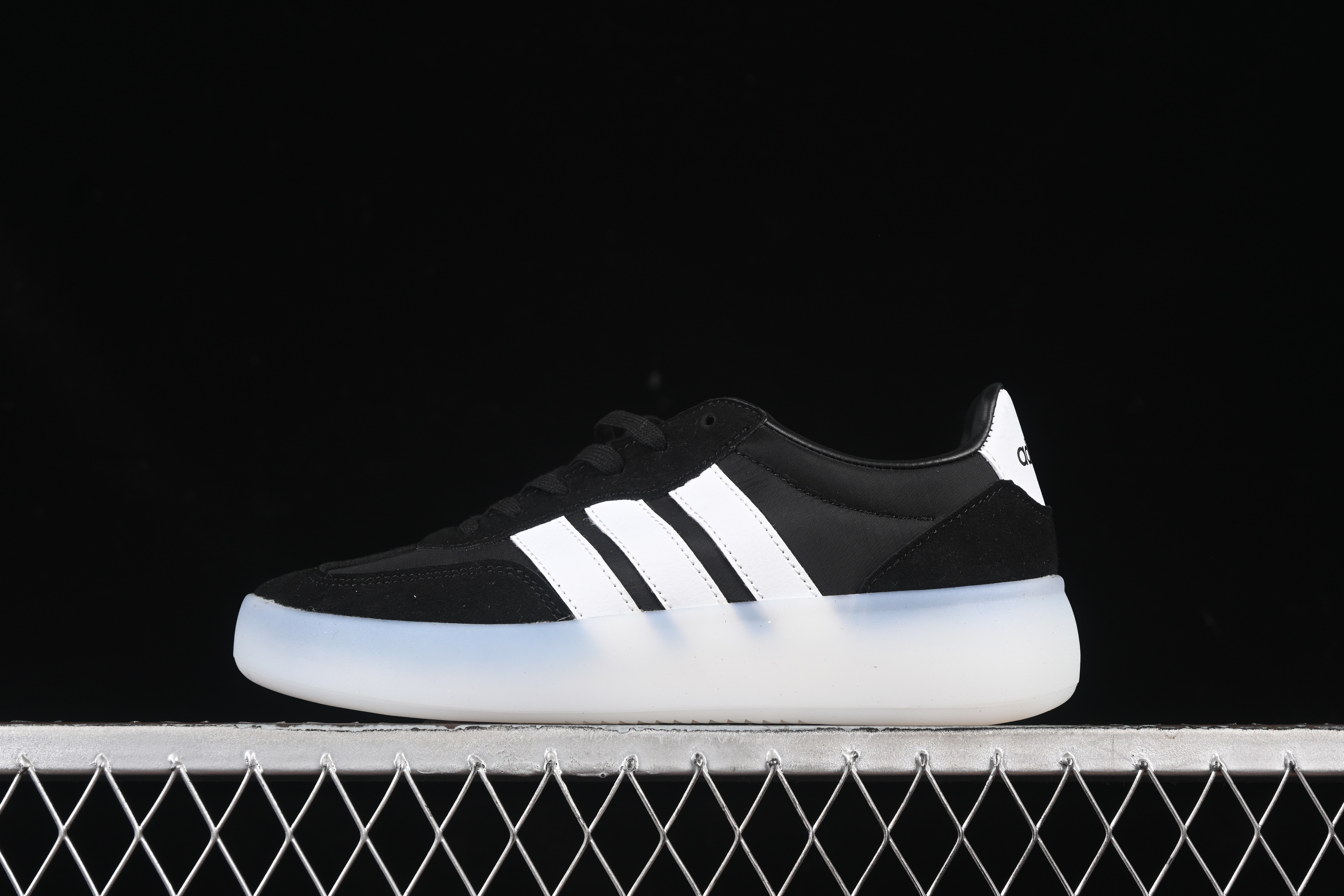 Adidas Barreda Decode Comfort Cushion Low Top Casual Sneakers - JI2316