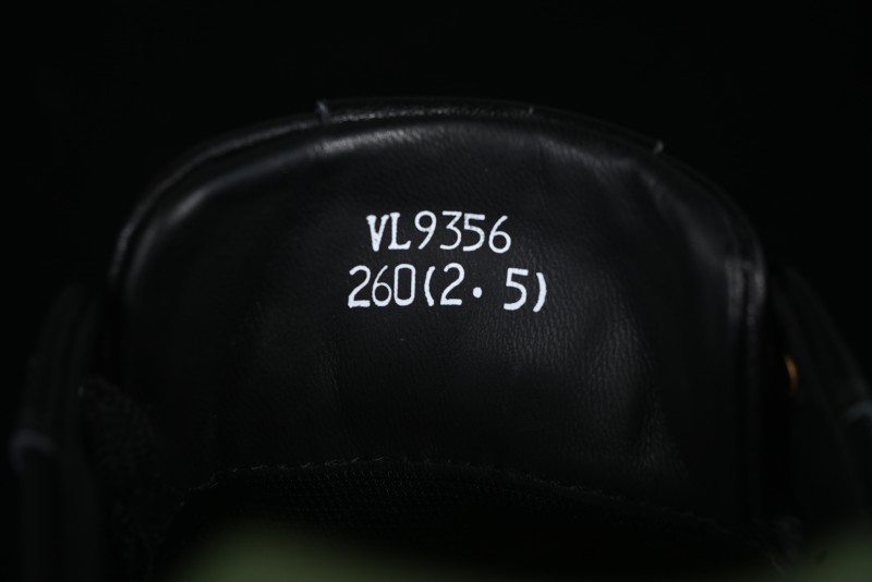 Louis Vuitton Casual Culture Sports Sneakers Series - M.E5