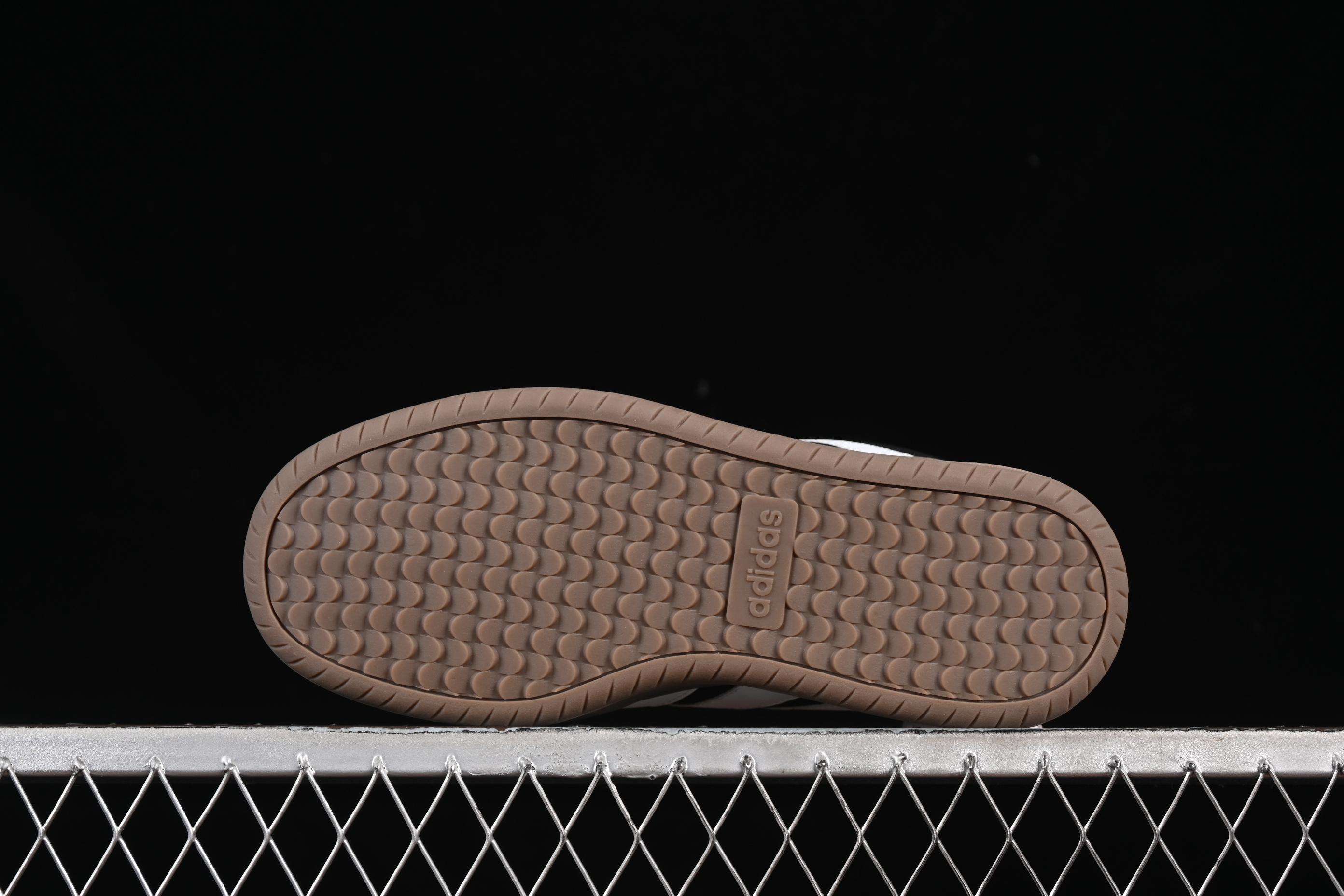 Adidas Barreda Comfortable Cushion Low Top Casual Sneakers - JQ4235