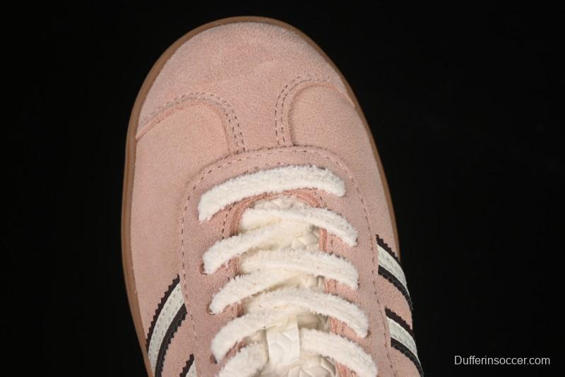 Adidas Originals Gazelle Bold JR4244 Collaboration Low-Top Platform Sneakers with Slip-Resistant Durable Sole