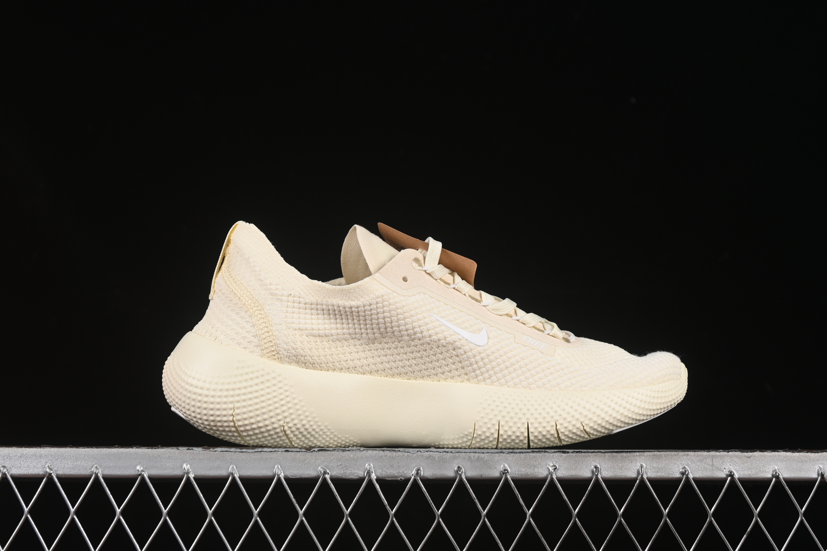 Nike Free 2025 Breathable Knit Running Shoes with Enhanced Cushioning - HF2720-101