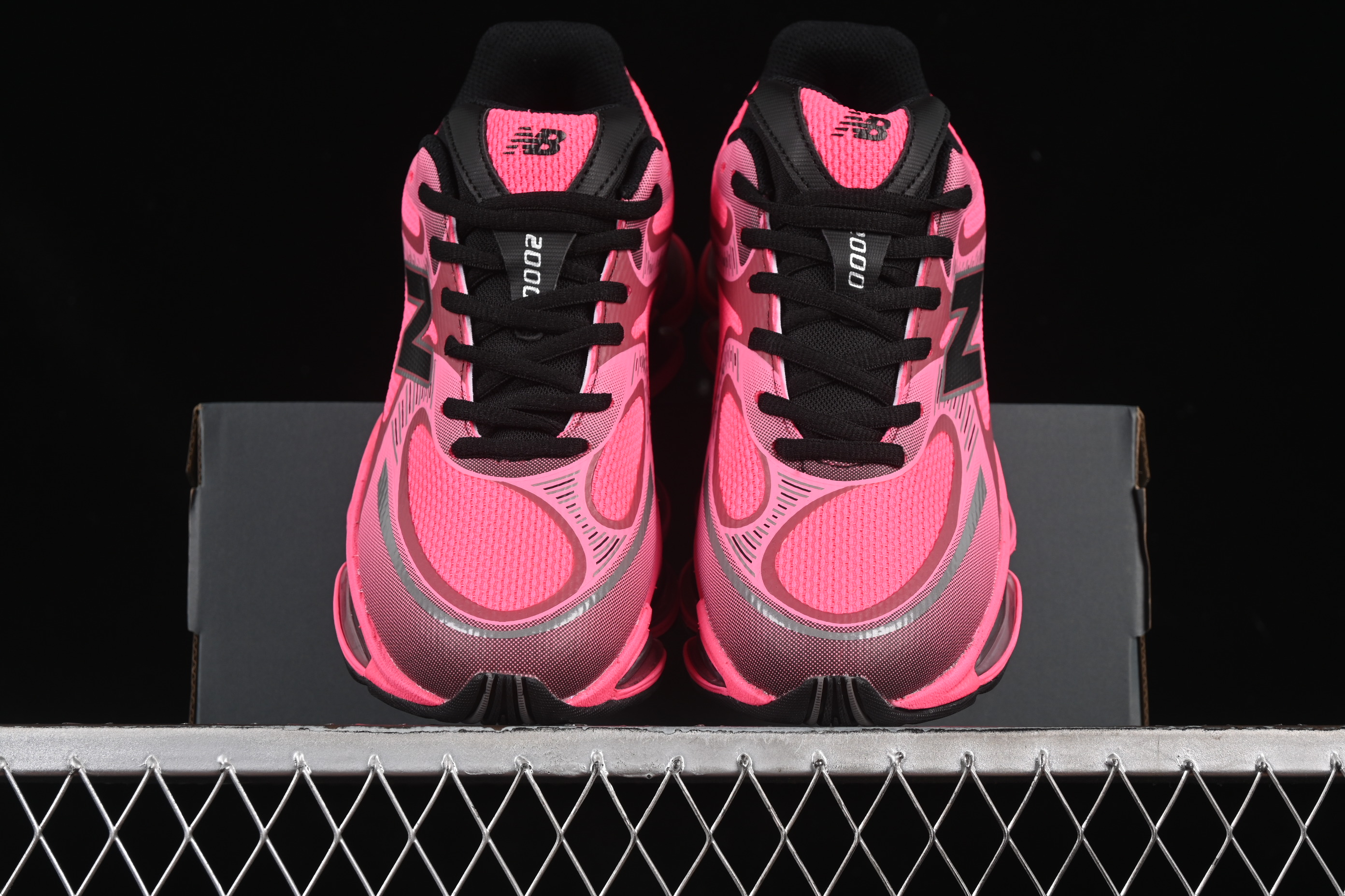 New Balance 2000 Series Retro Dad Style Casual Running Shoes - U2000DB