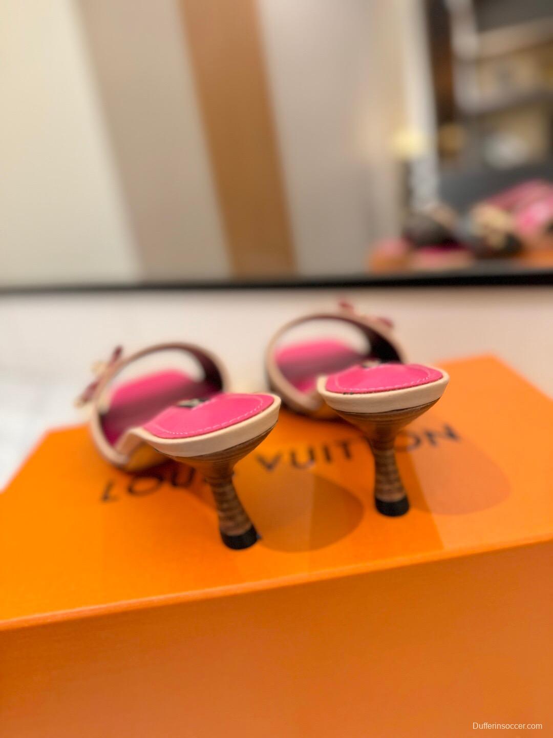 2025 Women Louis Vuitton Brown Pink Leather Sandals KFY00310