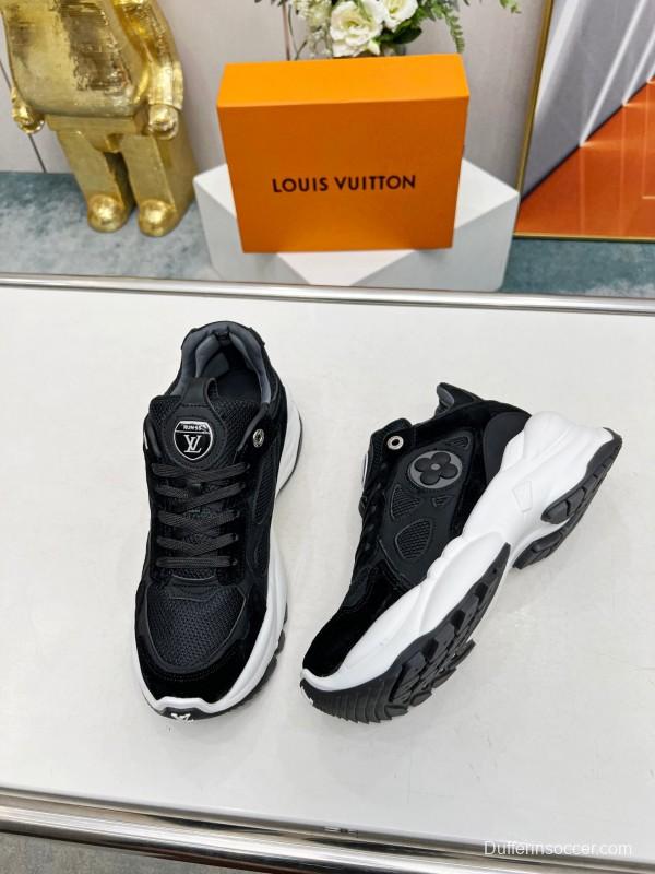 2025 Unisex Louis Vuitton Black Mesh Suede Running Shoes LY00340