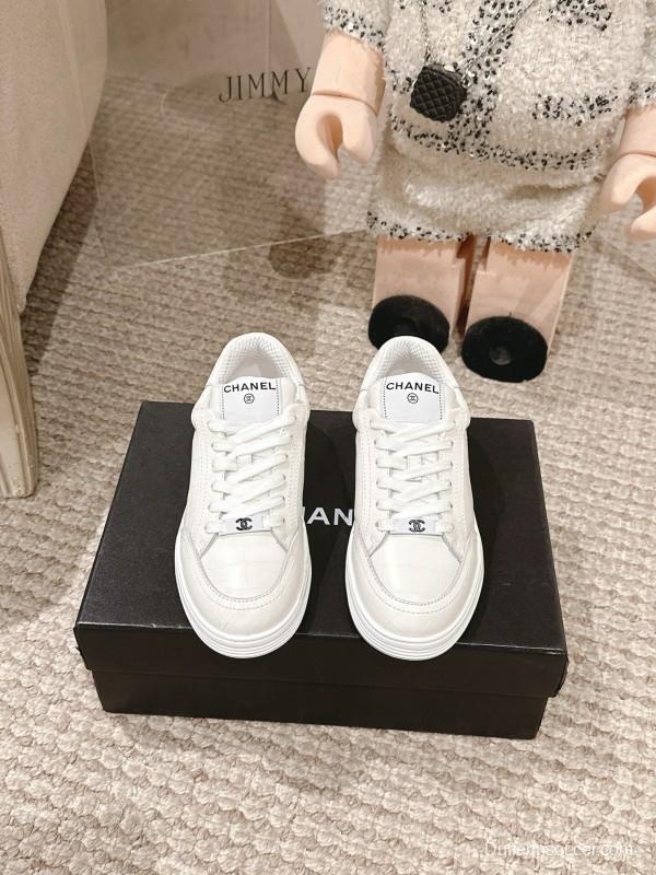 2025 Women Chanel White Leather Sneakers