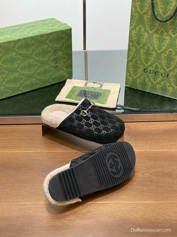 2024 Slippers Gucci Black Shearling GG Pattern