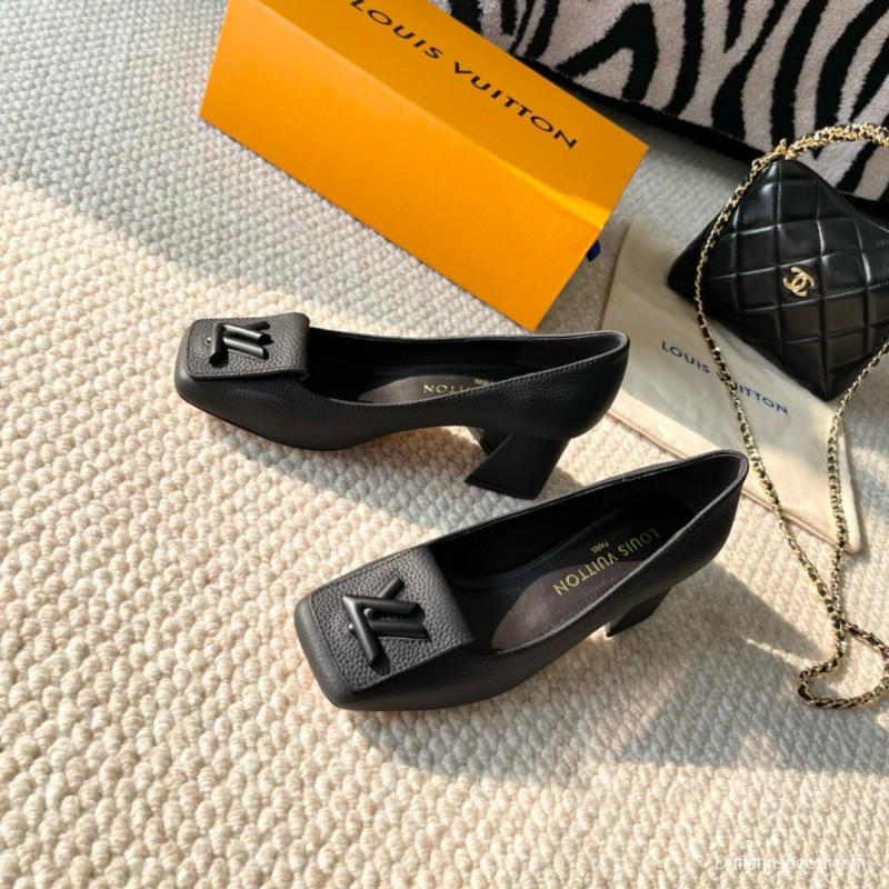 2024 Women Louis Vuitton Black Leather Mid Heel Pumps