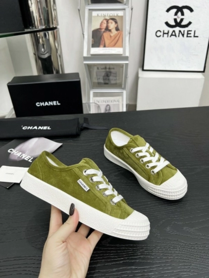 2025 Women Chanel Green Suede Casual Sneakers LY00230