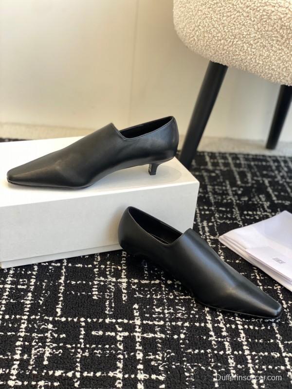 2025 Women Toteme Black Leather Slip-On Loafers