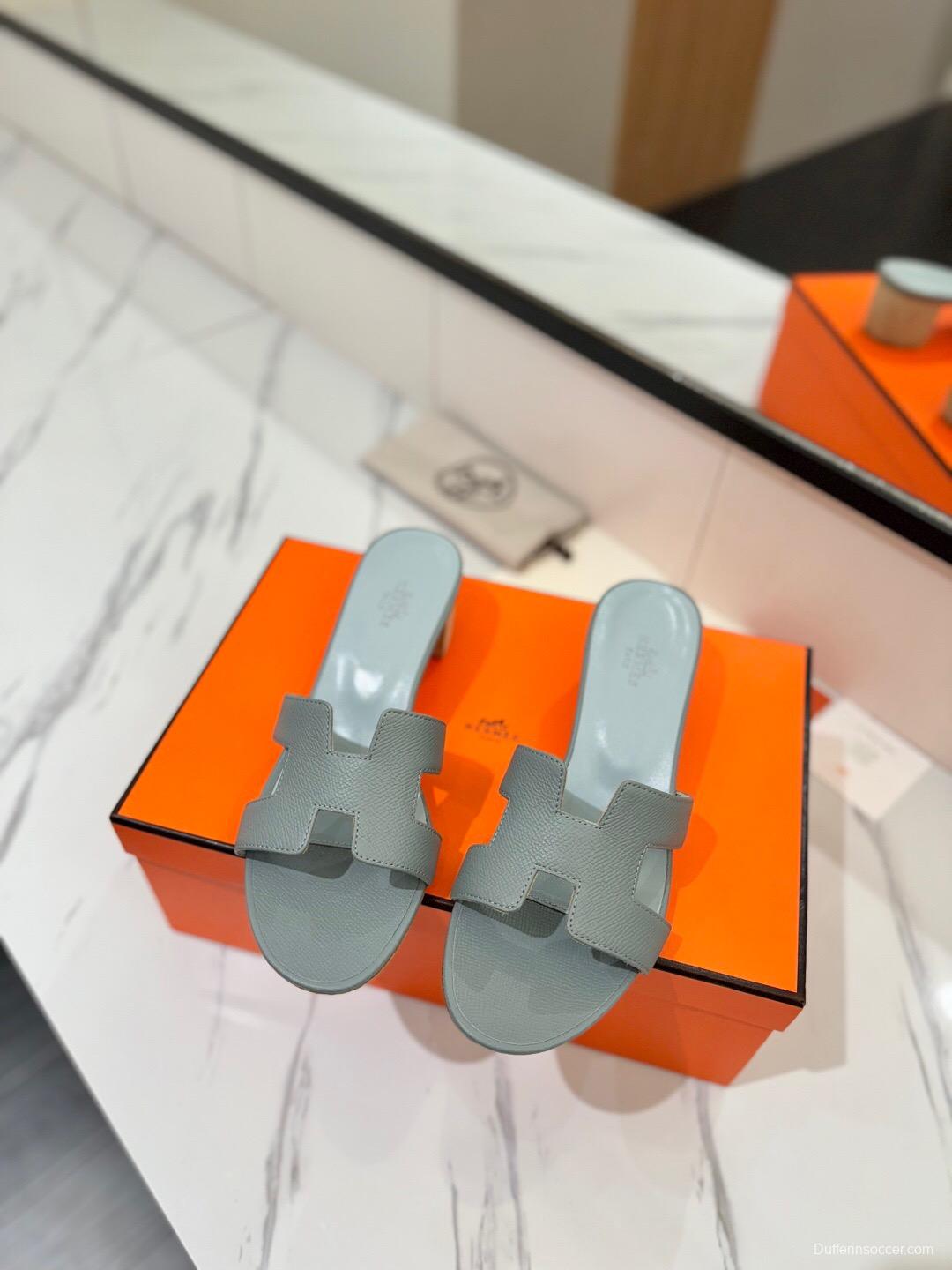 2025 Women Hermès Light Grey Leather Sandals