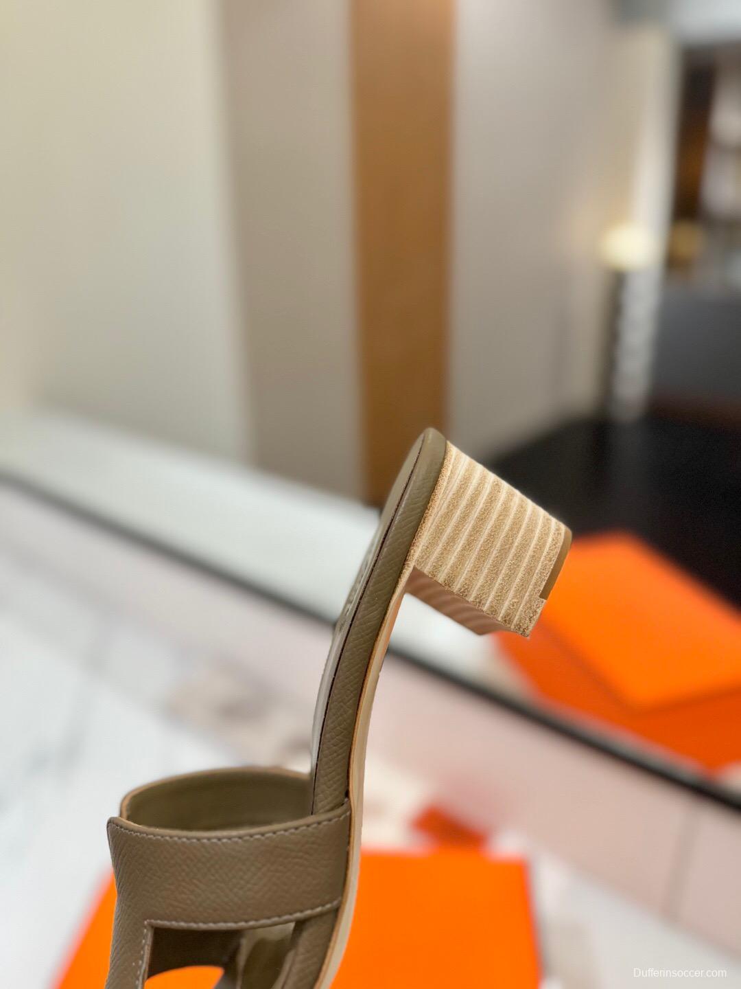 2025 Women Hermès Khaki Leather Sandals