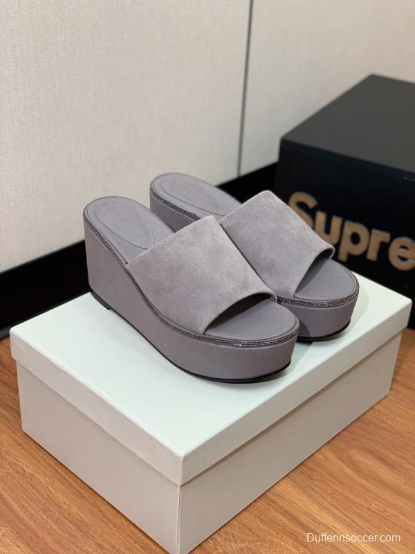 2025 Women BRUNELLO CUCINELLI Grey Suede Platform Slide Sandals Elegant Craftsmanship LY00360(F)