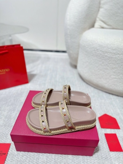 2025 Women Valentino Beige Leather Slippers