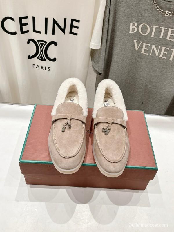 2024 Women LP beige suede shearling loafers MJ00300