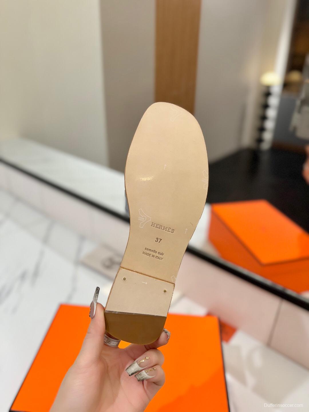2025 Women Hermès Gray Leather Slippers