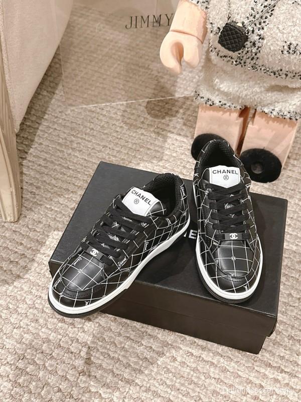 2025 Women Chanel Black White Leather Sneakers