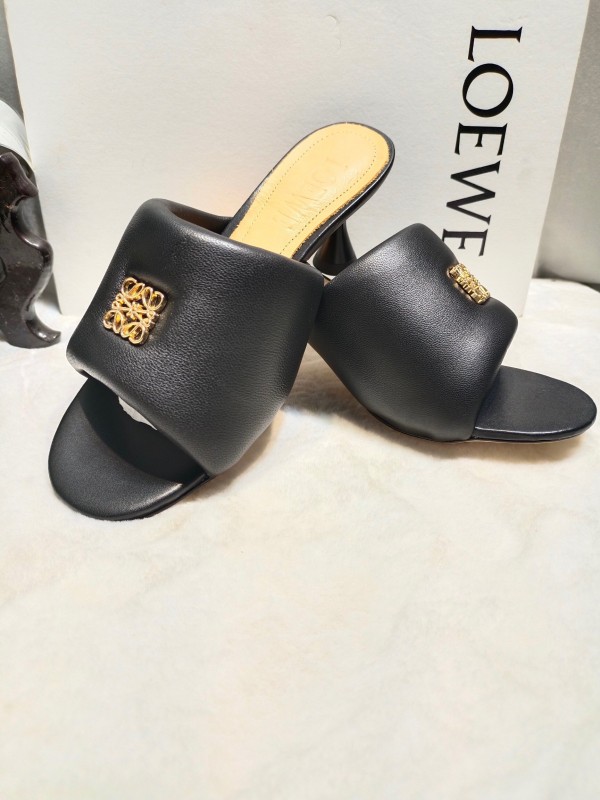 2025 Women Loewe Black Leather Slippers
