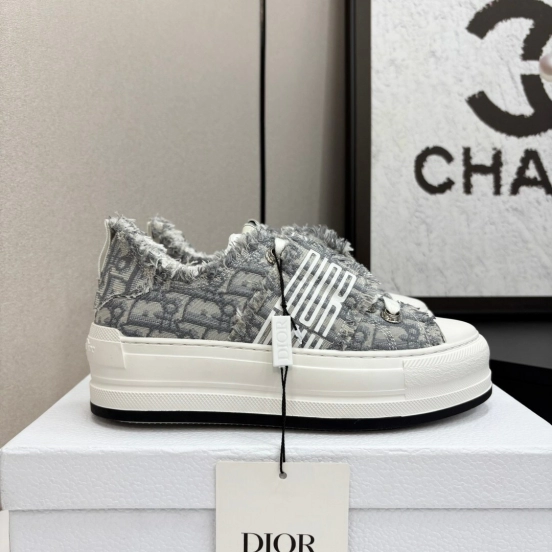 2025 Women Dior Grey Canvas Fur Sneaker LY00300