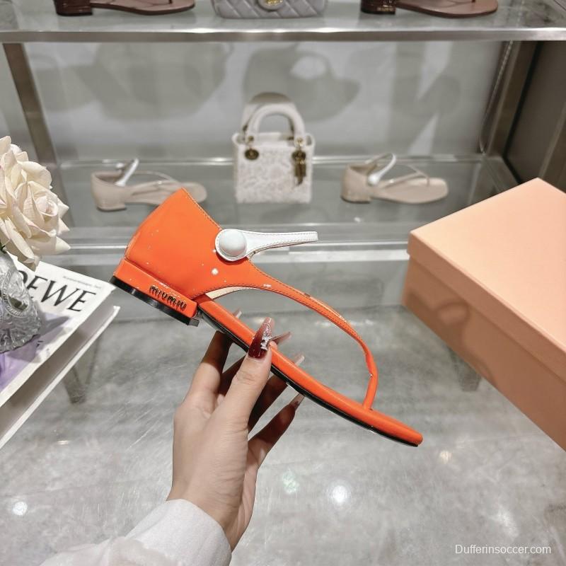 2025 Women Miu Miu Orange Patent Leather T-strap Sandals With Square Toe KFY00289(F)
