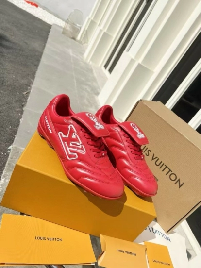 2025 Unisex Louis Vuitton Red Leather Sneakers MJ00380