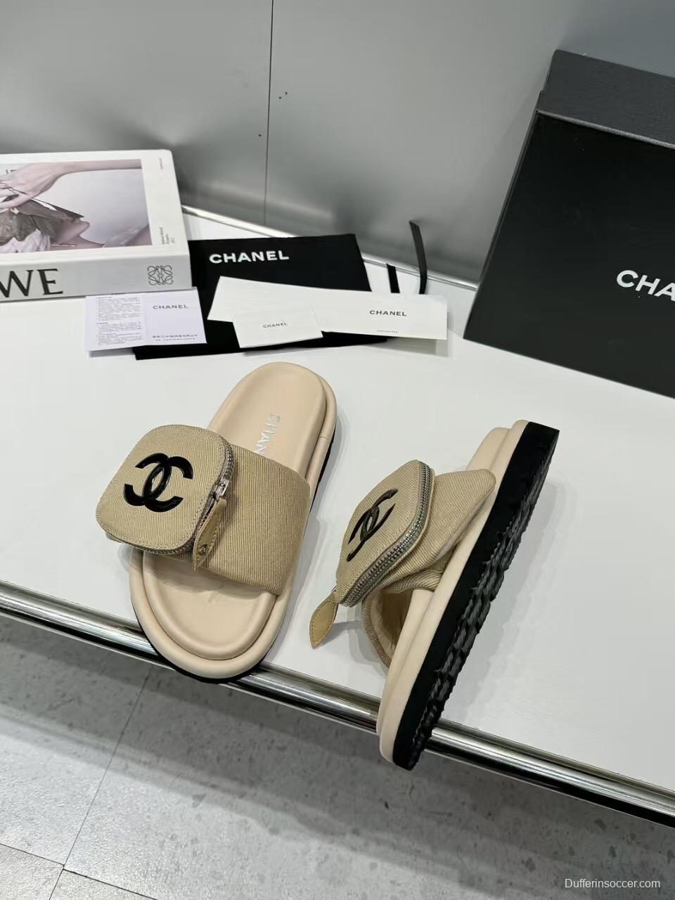 2025 Slippers Chanel Beige Canvas Slippers