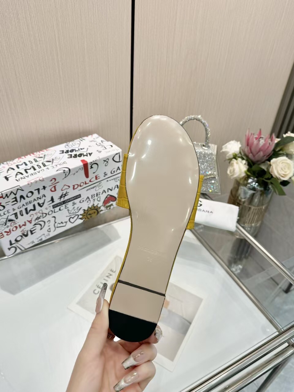 2025 Women Dolce & Gabbana Yellow Leather Slippers LY00190