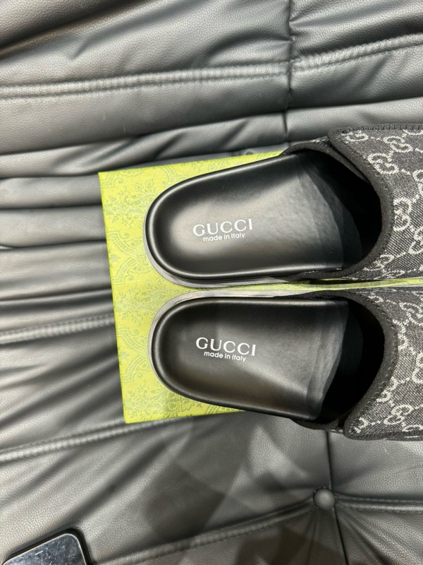 2024 Slippers Gucci Black Fabric Slippers MJ00200